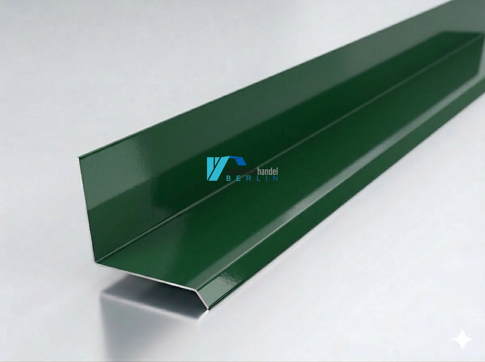 Wandanschluss RAL 6020 Chromoxidgrün – 0,5mm glänzend 25 µm Polyester